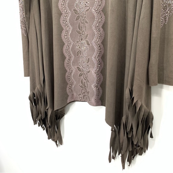 Vocal Faux Suede Long Sleeve Studded Fringe Shark Bite Tunic Top Size Medium - Picture 4 of 12